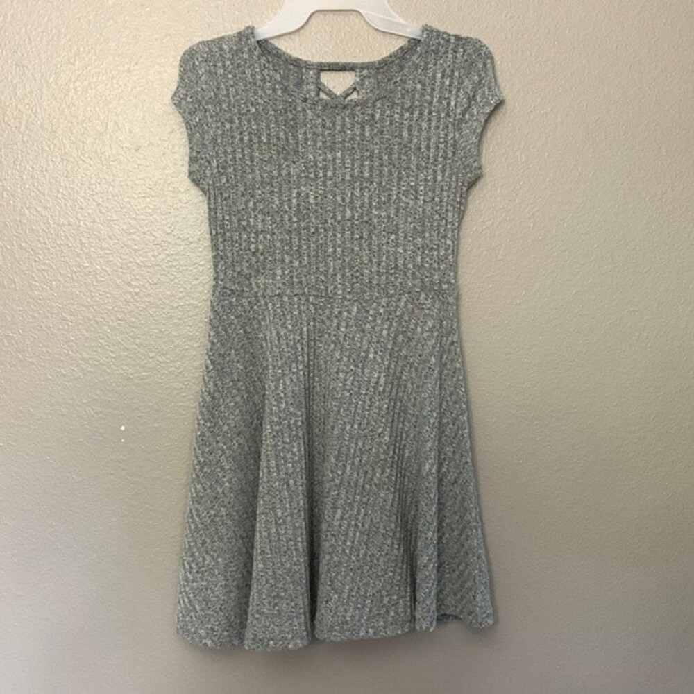 The Children's Place Girl short sleeves grey knit dress size Large(10-12)